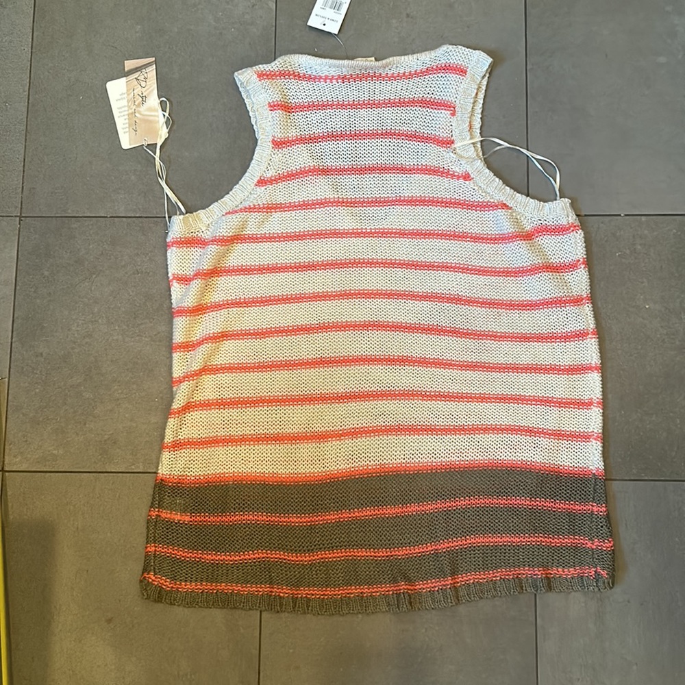 RD Style Tank Top - Picture 10 of 11